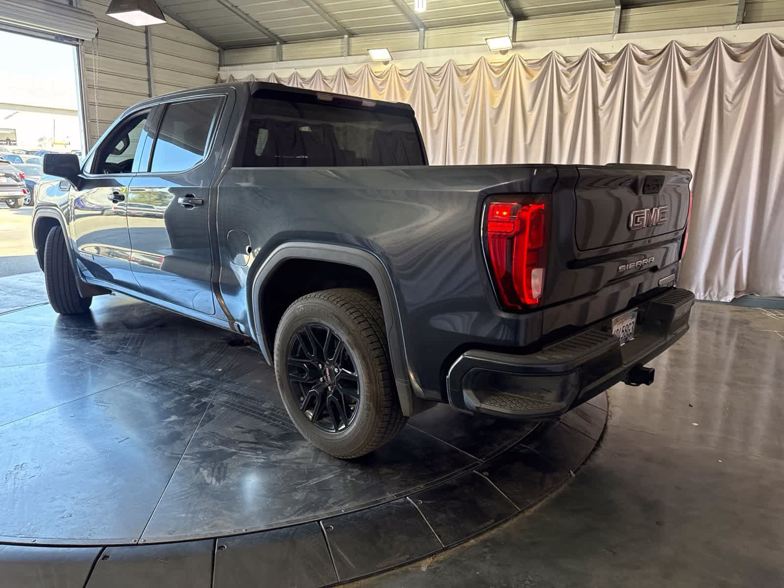 Used 2021 GMC Sierra 1500 Elevation RWD image 4