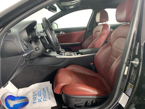 Used 2018 Kia Stinger GT2 AWD/4WD image 14