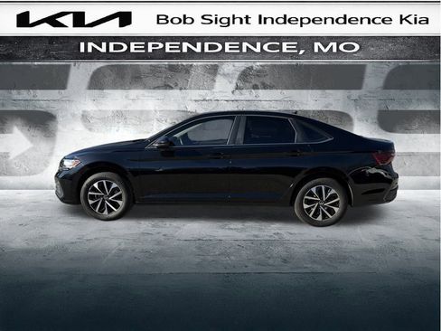 Used 2023 Volkswagen Jetta S w/ IQ.Drive Package image 5