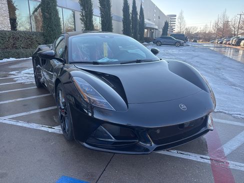 New 2026 Lotus Emira SE image 4