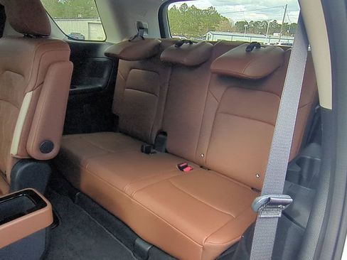 New 2026 Nissan Pathfinder Platinum image 17