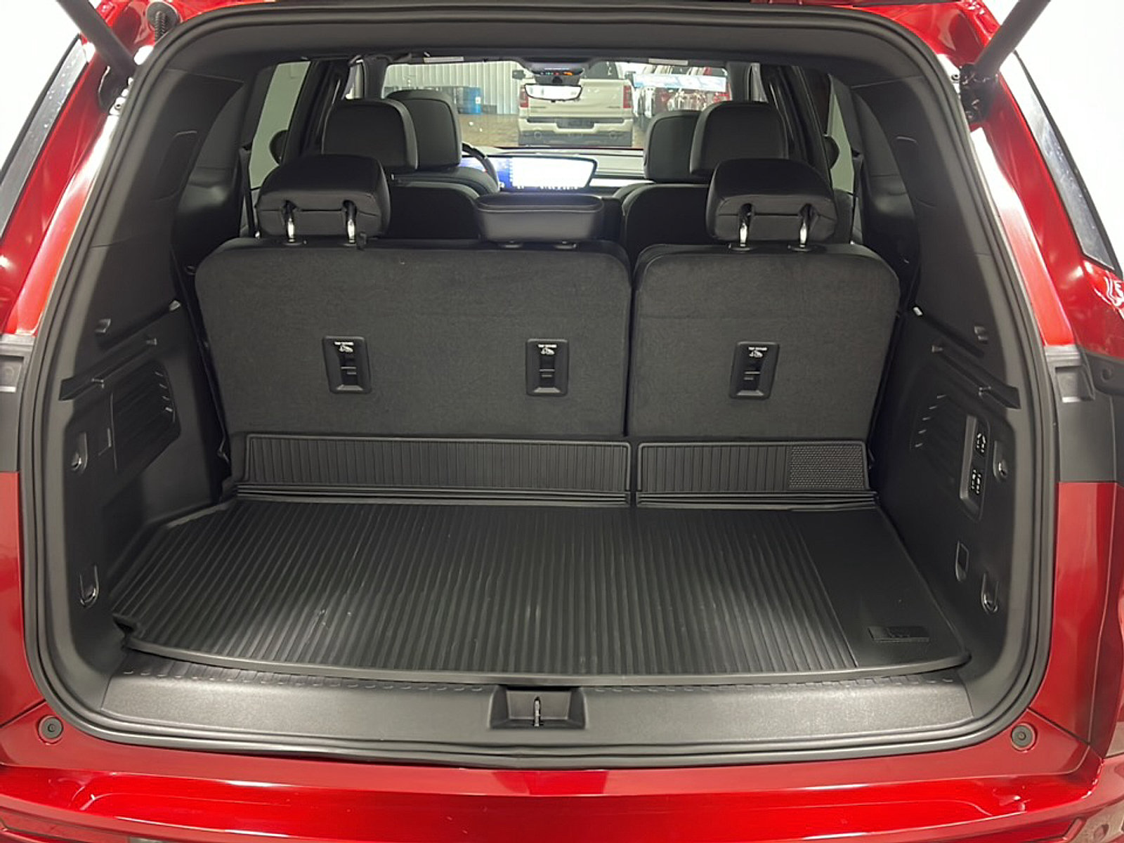 Used 2026 Buick Enclave Avenir w/ Super Cruise Package FWD image 18