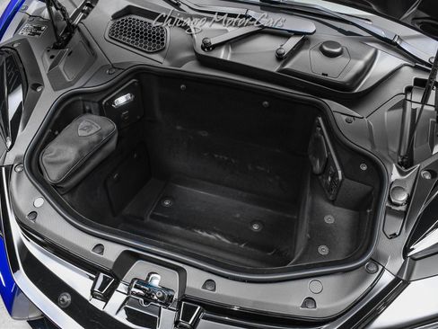 Used 2025 Lamborghini Revuelto image 54