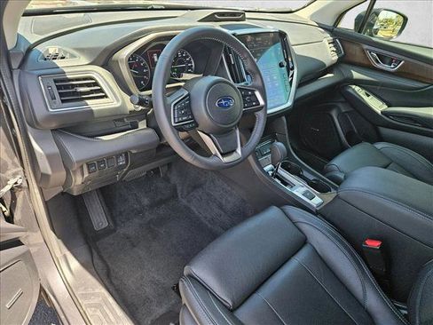 Certified 2025 Subaru Ascent Touring w/ Popular Package #1 AWD/4WD image 11