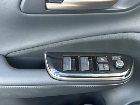 New 2026 Toyota Crown XLE image 11