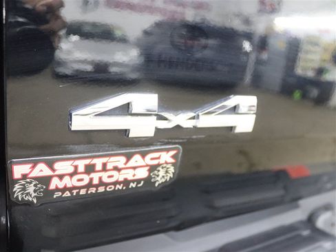Used 2023 Toyota Tundra Limited AWD/4WD image 9