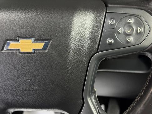 Used 2016 Chevrolet Suburban LT AWD/4WD image 38