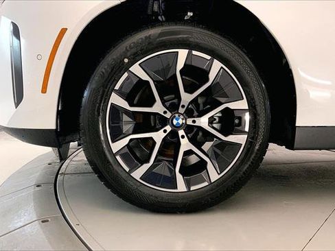 Used 2026 BMW X3 xDrive30 w/ Premium Package image 9