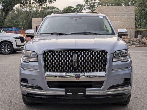 Used 2024 Lincoln Navigator L Black Label AWD/4WD image 8