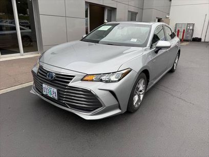 Certified 2019 Toyota Avalon XLE w/ Moonroof Package