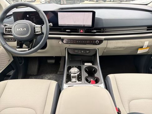 New 2026 Kia Carnival SX Prestige FWD image 9