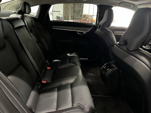 Used 2023 Volvo S90 B6 Ultimate w/ Protection Package Premier image 47