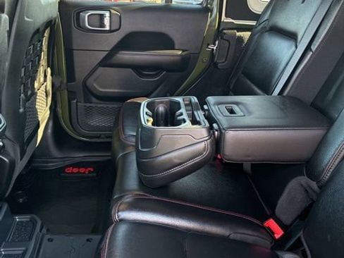 Used 2021 Jeep Wrangler Unlimited Rubicon w/ Xtreme Recon 35" Tire Package image 24