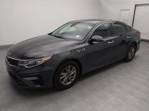 Used 2020 Kia Optima LX image 2