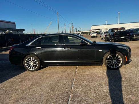 Used 2018 Cadillac CT6 Luxury image 4