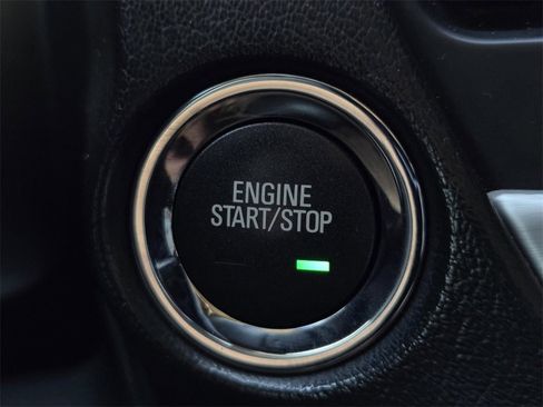 Used 2018 GMC Yukon SLT w/ Open Road Package image 34