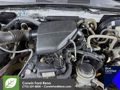 Used 2018 Toyota Tacoma SR w/ SR Convenience Package RWD image 29