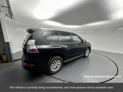 Used 2023 Lexus GX 460 Premium image 5