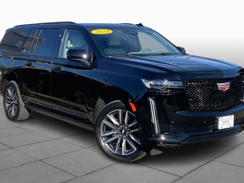 Used 2023 Cadillac Escalade ESV Sport Platinum image 2