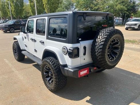 Certified 2018 Jeep Wrangler Unlimited Sahara AWD/4WD image 6