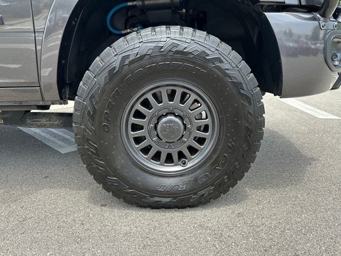 Used 2024 RAM 3500 Limited AWD/4WD image 13