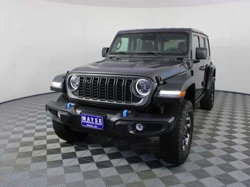 Used 2025 Jeep Wrangler Unlimited Rubicon 4xe w/ Convenience Group AWD/4WD image 20