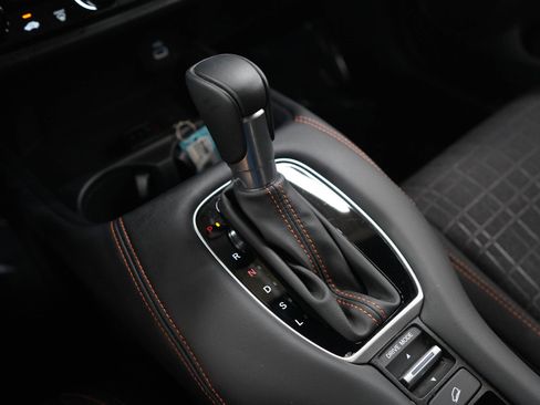 Used 2024 Honda HR-V Sport image 24