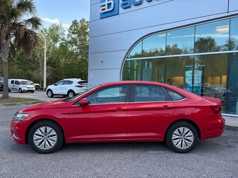 Used 2019 Volkswagen Jetta S w/ Driver Assistance Package image 2