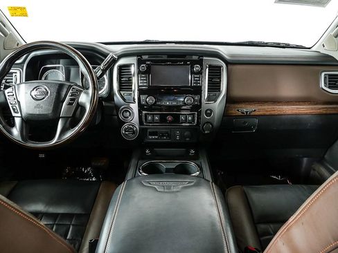 Used 2017 Nissan Titan Platinum Reserve image 19