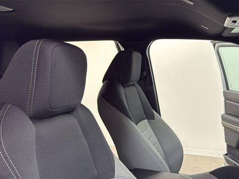 New 2025 Toyota Tacoma TRD Off-Road image 19