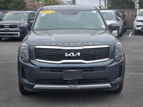 Used 2022 Kia Telluride LX AWD/4WD image 2