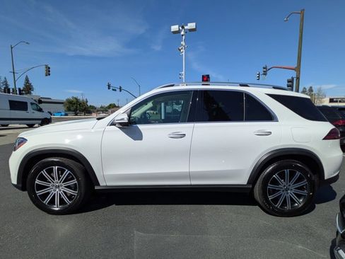 Certified 2025 Mercedes-Benz GLE 450e GLE 450e image 9