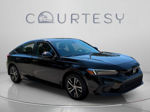 Used 2024 Honda Civic LX image 9