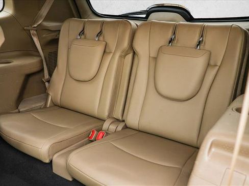 Used 2013 Toyota Highlander SE image 27