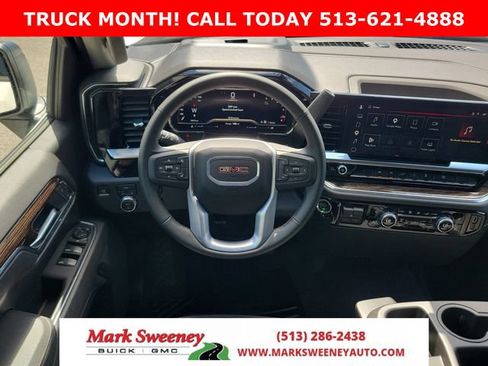 Used 2025 GMC Sierra 1500 Elevation AWD/4WD image 8