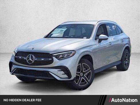 Used 2026 Mercedes-Benz GLC 300 image 1