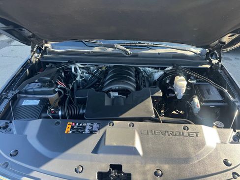 Used 2017 Chevrolet Tahoe LT image 28