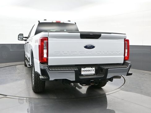 Used 2025 Ford F250 XLT AWD/4WD image 8