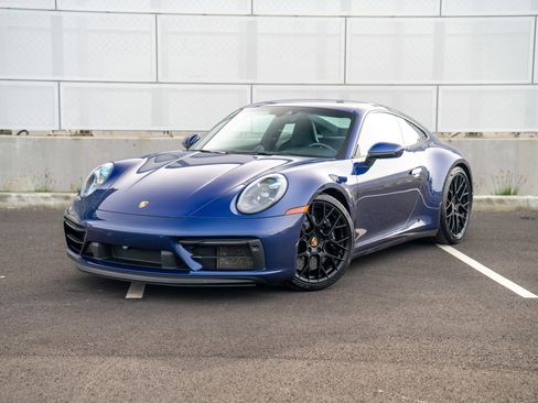 Used 2024 Porsche 911 Carrera GTS image 1