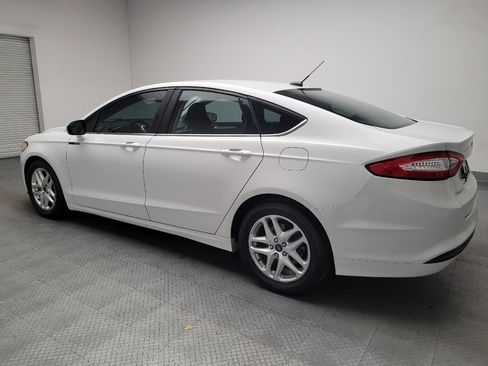 Used 2016 Ford Fusion SE FWD image 3