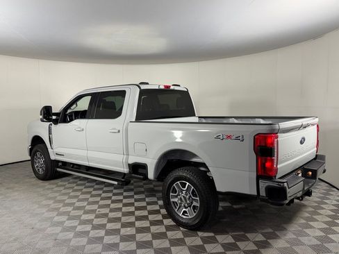Used 2025 Ford F250 Lariat image 8