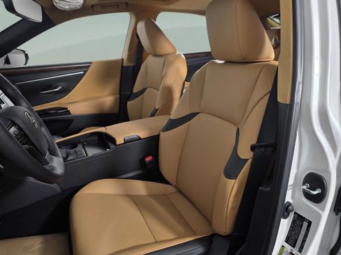 New 2025 Lexus ES 350 w/ Premium Package image 12