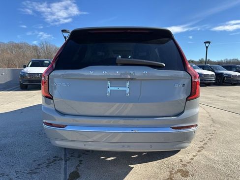 New 2026 Volvo XC90 B6 Plus w/ Protection Package Premier image 6