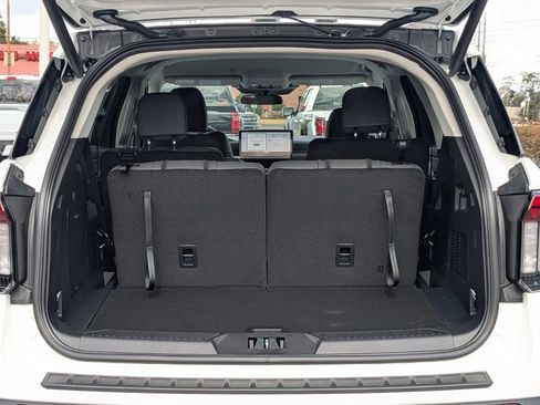 New 2026 Ford Explorer Active w/ Active Comfort Package image 13