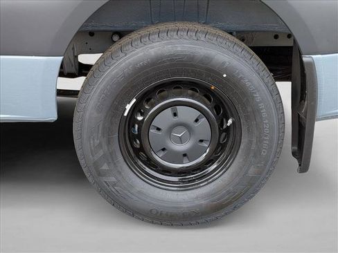 New 2025 Mercedes-Benz Sprinter 2500 image 10