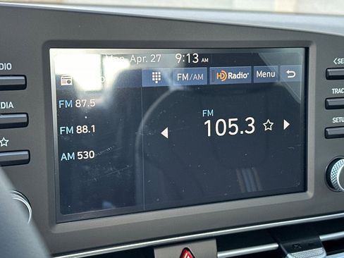 New 2026 Hyundai Elantra Hybrid FWD image 17
