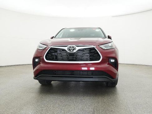 New 2026 Toyota Highlander XLE image 48