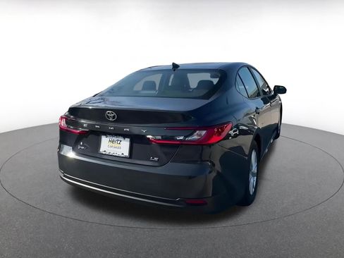 Used 2025 Toyota Camry LE image 15