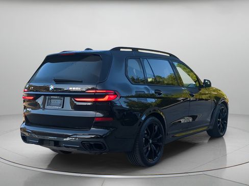 Used 2025 BMW X7 M60i AWD/4WD image 40