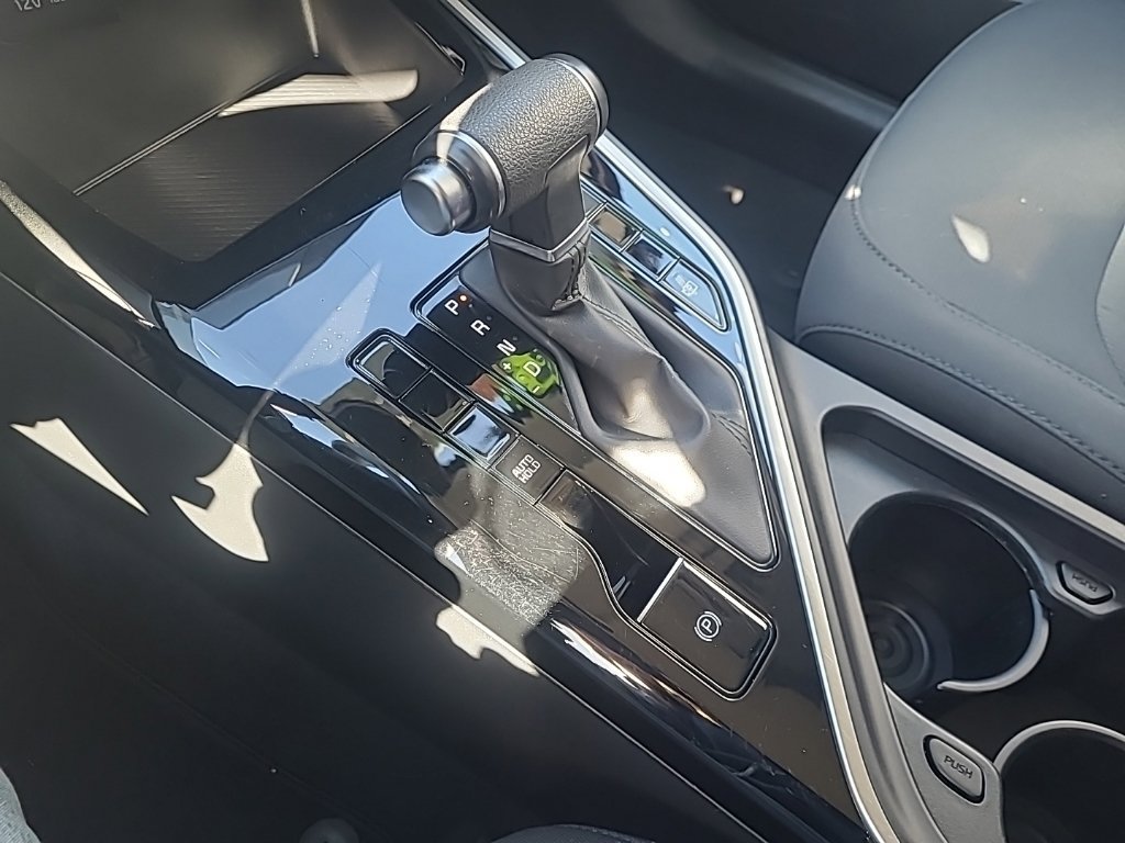 Certified 2025 Kia Niro LX FWD image 23
